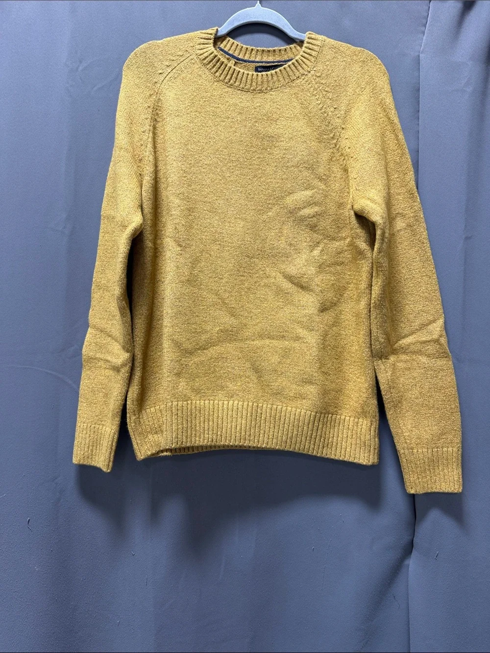 Banana Republic Men's Mustard Yellow Crewneck Sweater - M